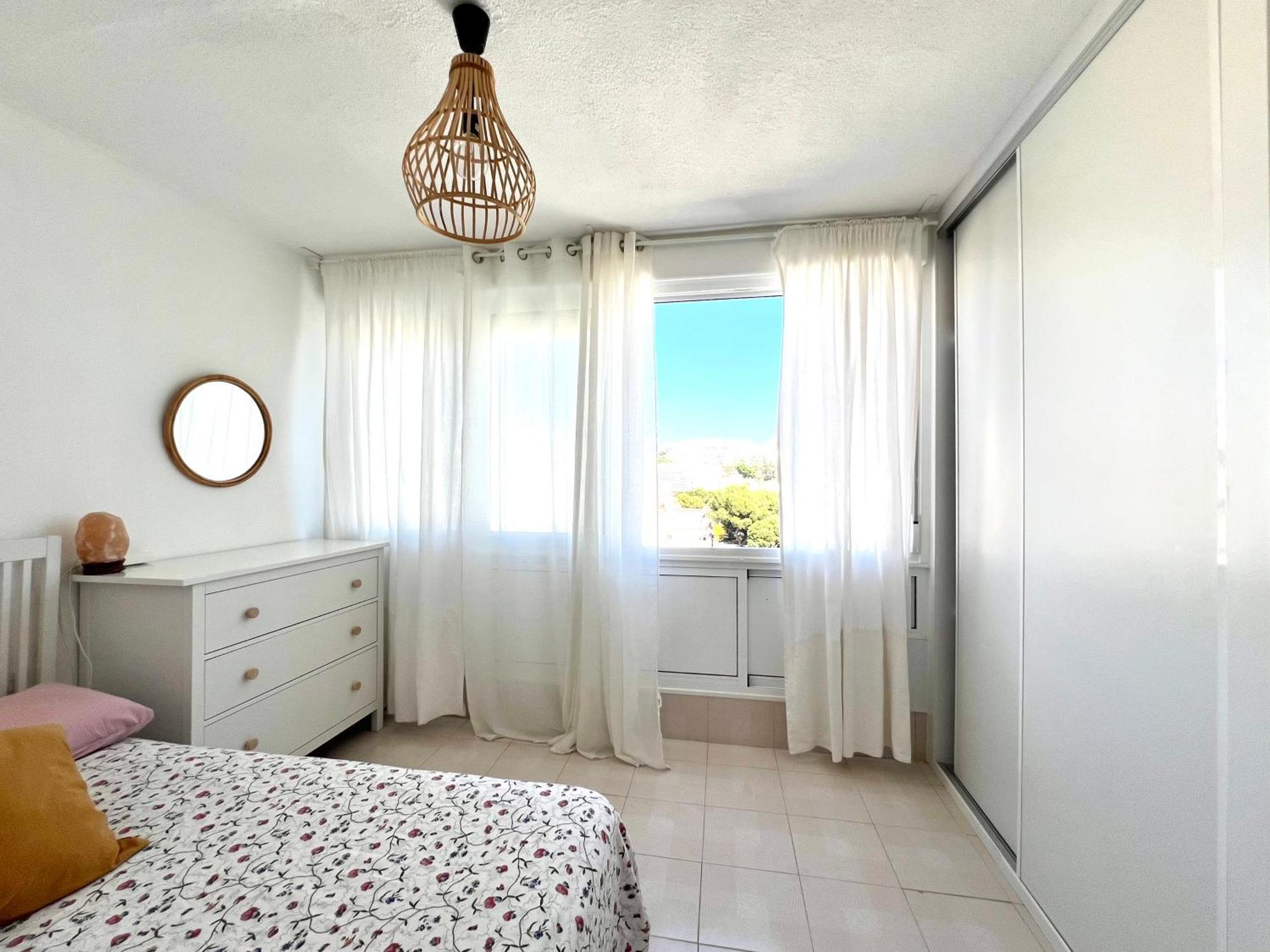 En Carihuela Con Vistas Y Plaza De Garaje, Nucleo Cristal Appartement Torremolinos Buitenkant foto